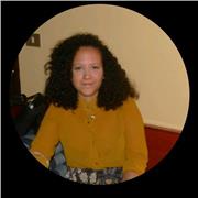 Mediatrice linguistica impartisce lezioni di italiano per stranieri